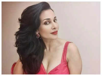 Flora Saini: A lot of people know me because of 'Gandii Baat'; I take it as a compliment
