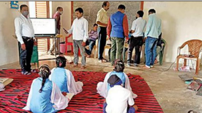 Odisha: Ganjam district teacher takes initiative to bridge digital divide for students of rural areas.