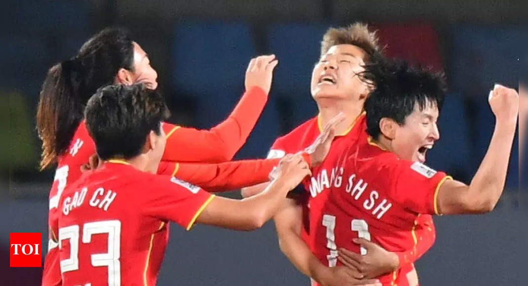 중국, AFC 여자 아시안컵 준결승서 일본 꺾고 결승에서 한국과 맞붙는다 |  축구 뉴스