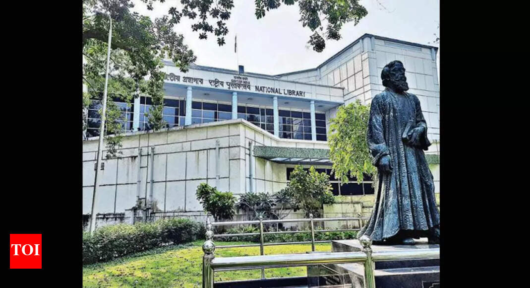 Libraries evolve to cater to Kolkata's reading culture | Kolkata News ...