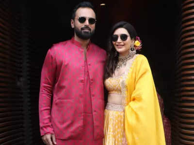 Kirtida Mistry Dons Green-And-Pink-Hued Lehenga For Her Mehendi, Poses With  Her Groom, Ribbhu