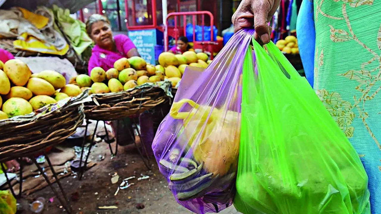 CPCB issues notice to implement ban on single-use plastic from July 1 |  Delhi News - Times of India