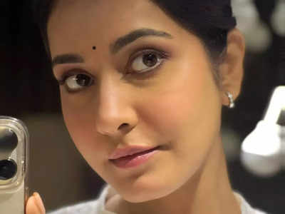 Raashi Khanna begins shooting for ‘Sardar’ in Chennai, shares picture from set