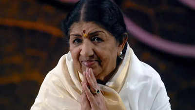 'Magic of her voice will live forever': Tributes pour in for Lata Mangeshkar from Pakistan