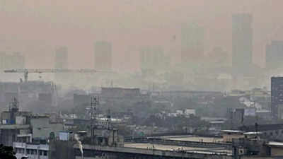Mumbai's air quality dips to 'very poor' once again