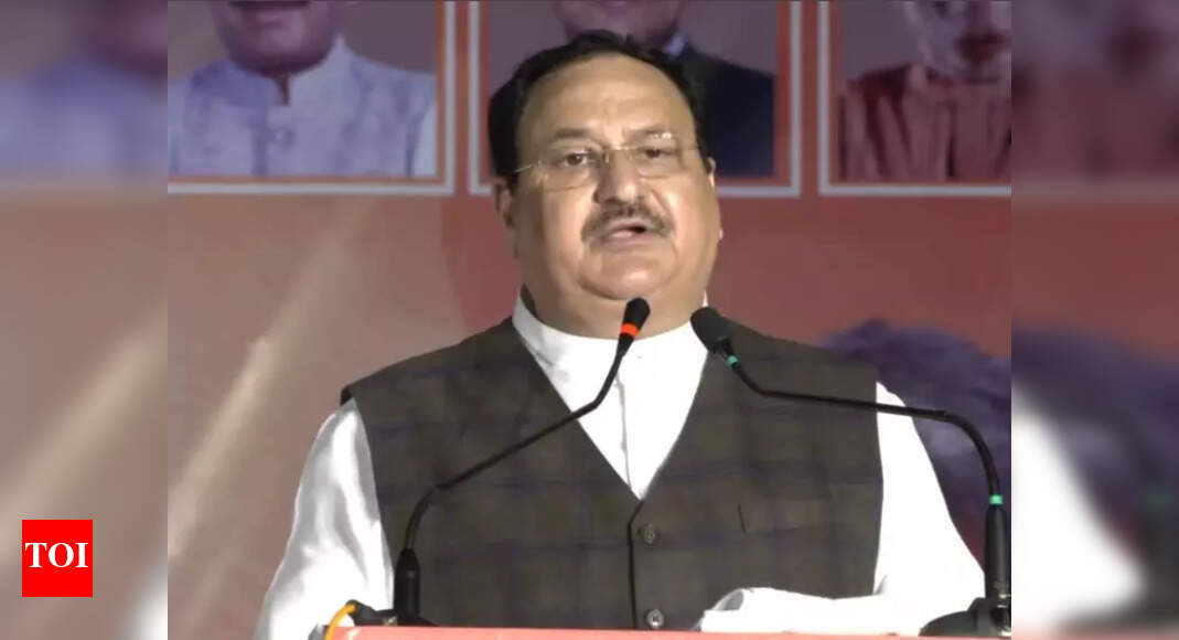 Live: SP chief Akhilesh Yadav to contest from two seats in UP