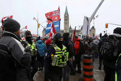 Truckers' protest in Ottawa 'out of control': Mayor