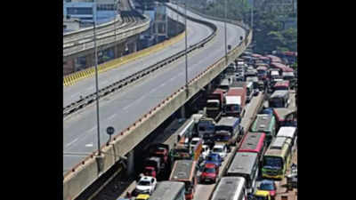 Tumakuru Road pile-ups test patience of motorists for 44 days, but NHAI reticent