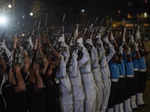 Lata Mangeshkar's funeral: PM Modi, Shah Rukh Khan, Asha Bhosle & others pay last respect at Shivaji Park
