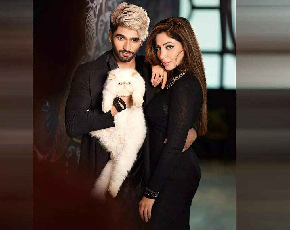
Zeeshan Khan along with his girlfriend Reyhnaa Pandit surprised his mother with a cat
