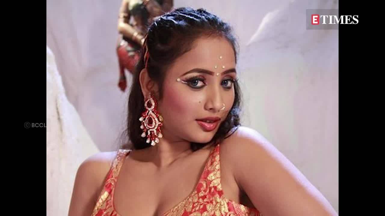 Rani Chatterjee treats fans with her then and now pictures | Bhojpuri Movie  News - Times of India