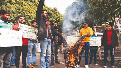 Panjab University students protest to get campus reopened