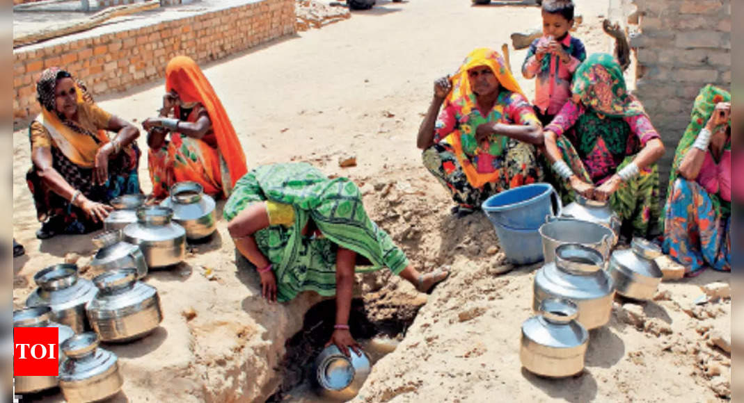 Gujarat: Gujarat: Water conservation needed in dark zones, say experts ...