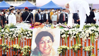 Mumbai: BJP calls for Lata memorial at Shivaji Park