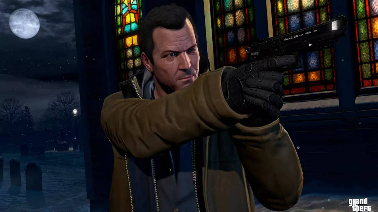 Download Grand Theft Auto 5 on an iPhone - the ultimate gaming experience  Wallpaper