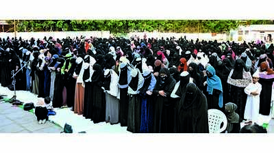 Prayers mark congregation to protest K’taka hijab ban