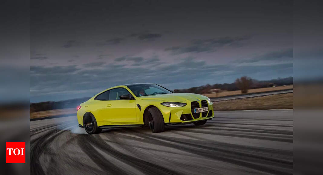 BMW M4 Competition Price in India: 2022 BMW M4 Competition launched in ...