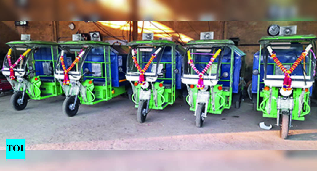 Ag Enviro: Co Brings 5 E-mini Tippers For Lifting Garbage | - Times of ...