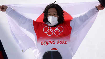 Beijing Olympics: Ayumu Hirano soars to halfpipe gold, Shaun White says 'thankful' for final run