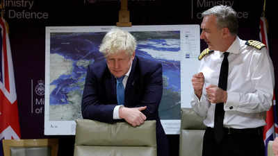 UK tells British nationals in Ukraine not to expect military evacuation