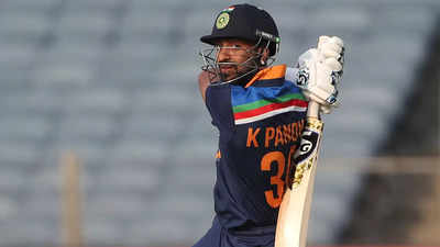 IPL Auction 2022: Krunal Pandya sold to Lucknow Super Giants for Rs 8.25 crore