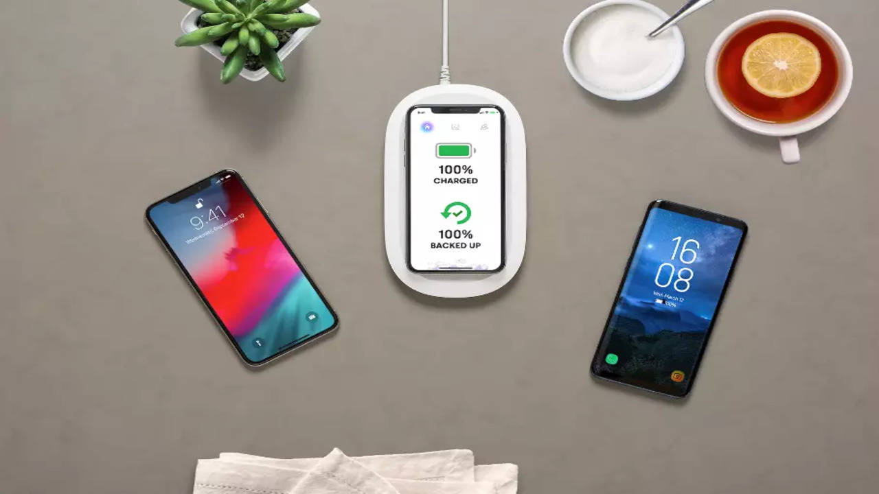 Explained: How does wireless charging work and the effect it has on phone's  battery - Times of India