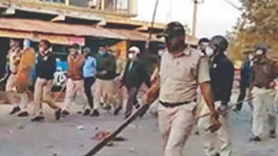 West Bengal: Protest against principal's uniform remark; 18 held
