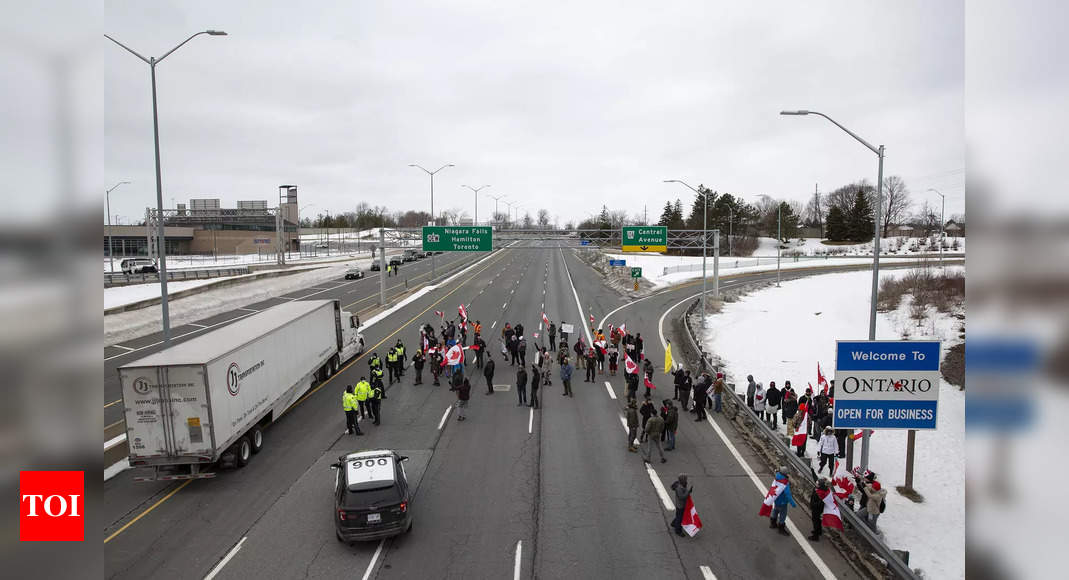 Key US-Canada Bridge Reopens After Police Clear Protesters - Times Of India