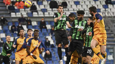 AS Roma held again as Bryan Cristante leaves it late to rescue draw at Sassuolo