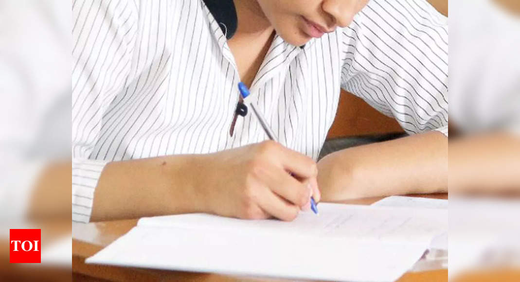 CBSE 10th, 12th Board Exams 2022: Delhi schools plan special classes to help students – Times of India