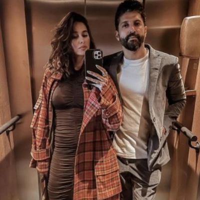 Shibani Dandekar attended Farhan Akhtar's bachelor's party; but there's a twist! - Inside pic