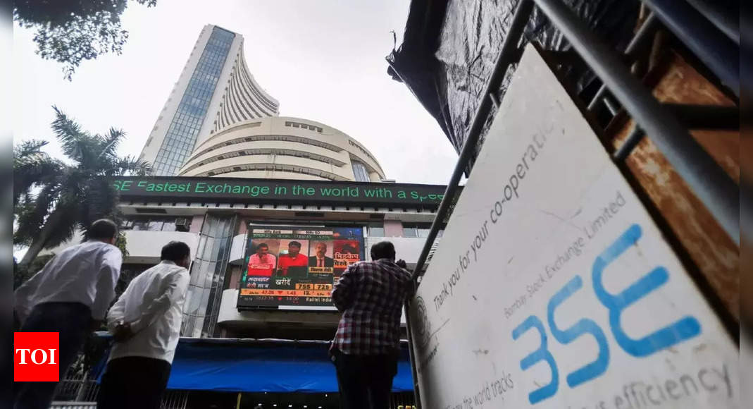 Markets rebound sharply: Sensex jumps 1,736 points; Nifty ends above 17,350 – Times of India
