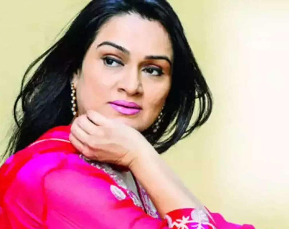 
Padmini Kolhapure opens up about her first audition, pay cheque and more
