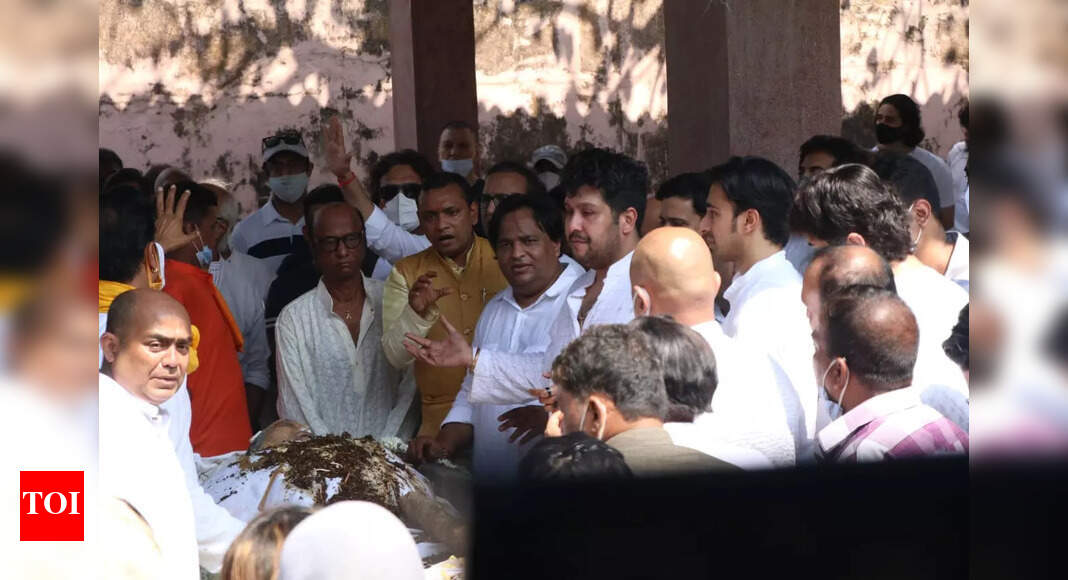 Live: Singer-composer Bappi Lahiri passes away at 69 in Mumbai
