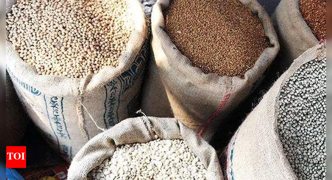 Foodgrain production to reach at record high of 316 MT in pandemic-hit ...