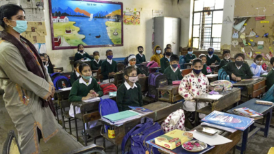 Free coaching for NEET, JEE for Delhi government school children