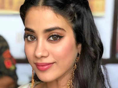 Janhvi Kapoor to watch 'Valimai' in world's largest theatre