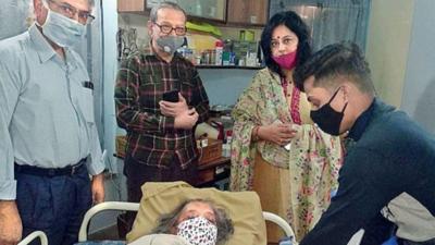 Kolkata: Home vaccination demand rises but doctor's clause a hurdle