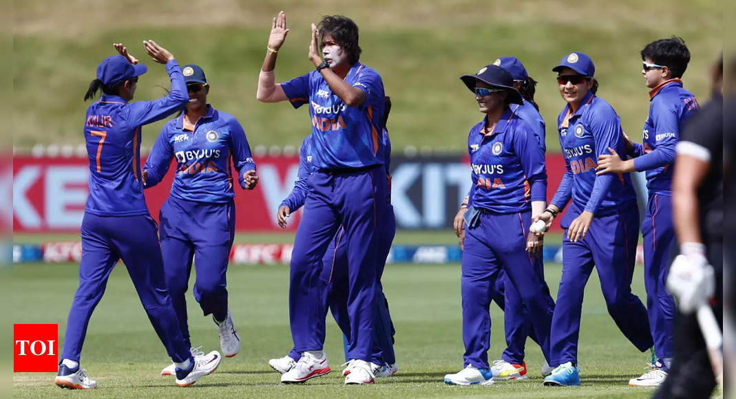 India suffer 3-wicket loss in 3rd women’s ODI against New Zealand, concede five-match series | Cricket News – Times of India