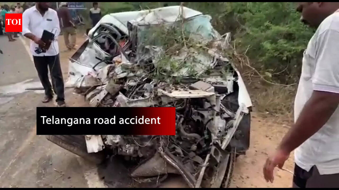 rtc: Telangana: 4 killed in RTC bus-car collision in Mulugu district