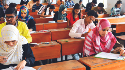 10,000 schools have outsourced setting of exam papers in Gujarat