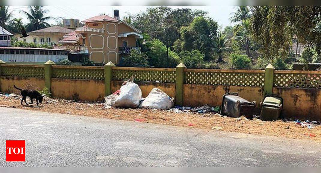 Chaudi locals want municipality to clear garbage regularly