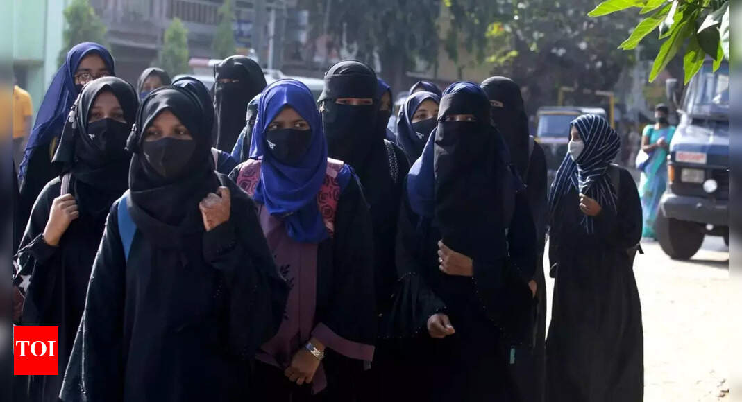 Girls in two Karnataka colleges &lsquo;agree&rsquo; to take practical tests without hijab