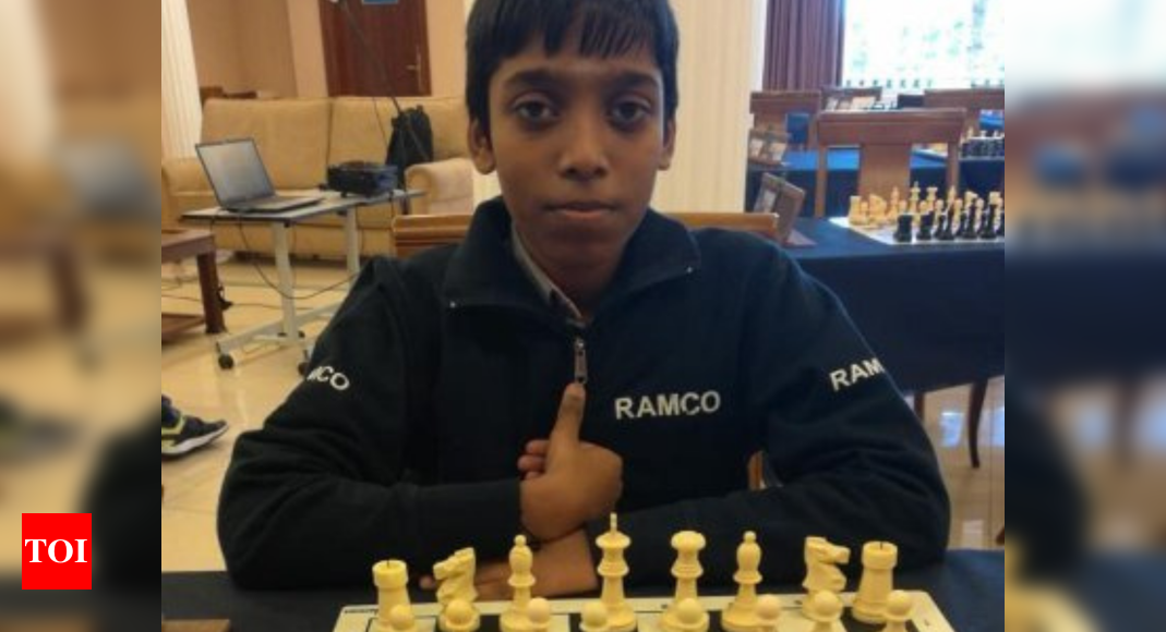 Incredible moment India's chess prodigy R. Praggnanandhaa gets