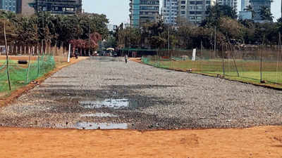 Mumbai: Residents & sports buffs protest ‘gravel mud track’ at Shivaji Park