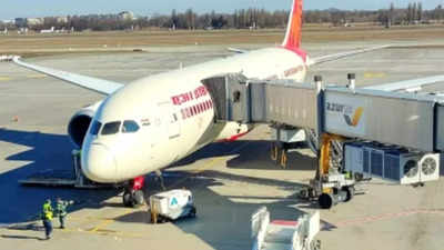 First India evacuation flight leaves Ukraine