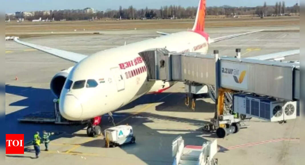 First India evacuation flight leaves Ukraine