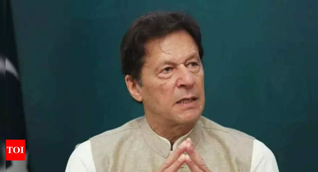 imran:  Amid Ukraine stand-off, Imran Khan off to Moscow for talks with Putin – Times of India
