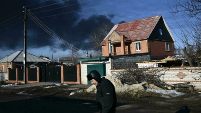 Bloodshed and tears as eastern Ukraine faces Russian attack
