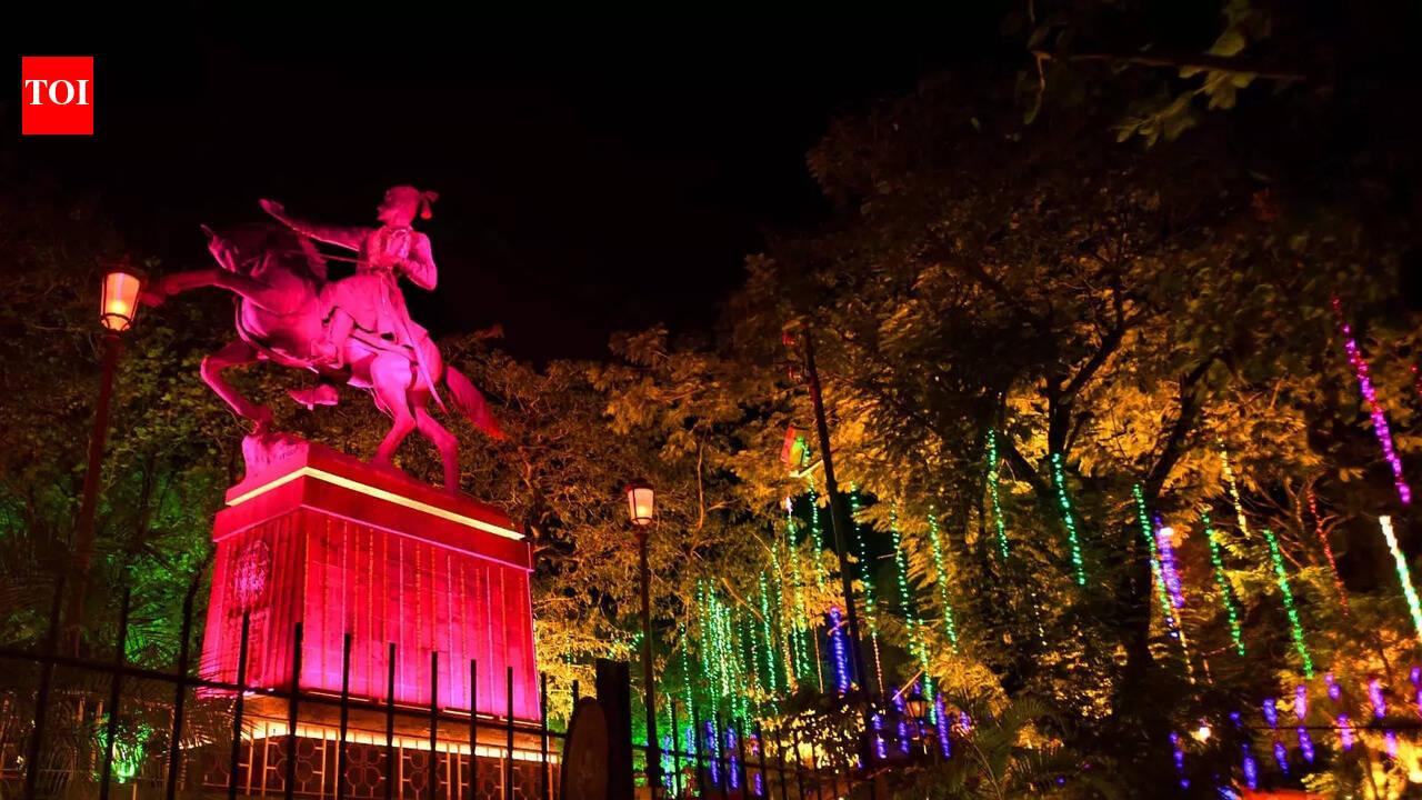 Photos from Mumbai: Shivaji Park illuminates with colourful lighting